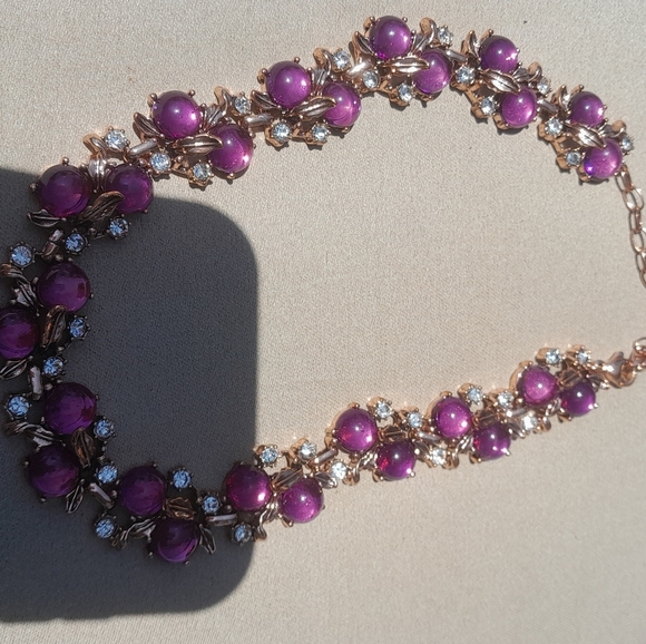 Source Unknown Purple Necklace with Elegant Segments - Picture 2 of 7